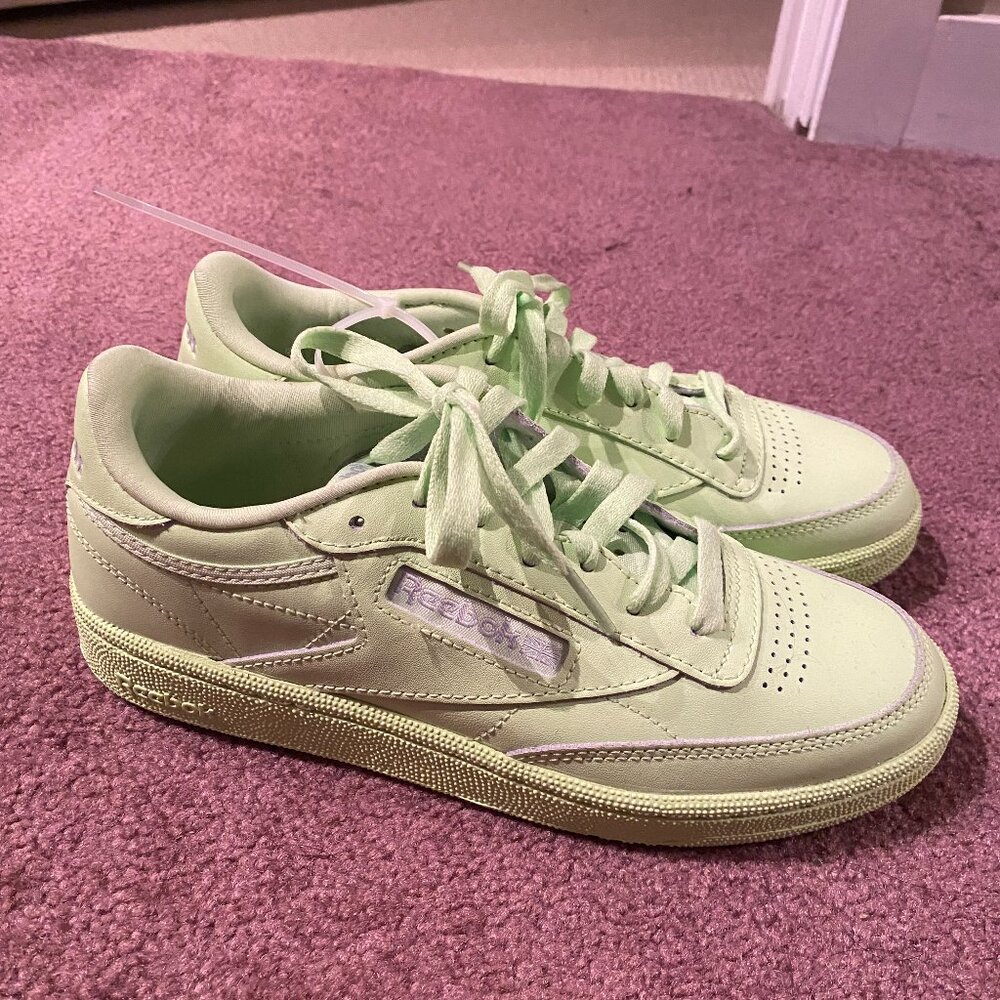 Reebok Women's Club MEMT Sneaker